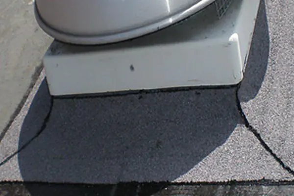 Felt dressed around a rooflight kerb